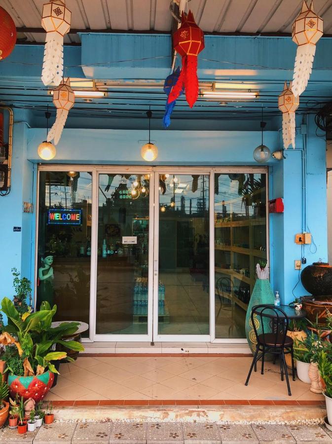 Aekkalukthai Hostel Rayong Dış mekan fotoğraf