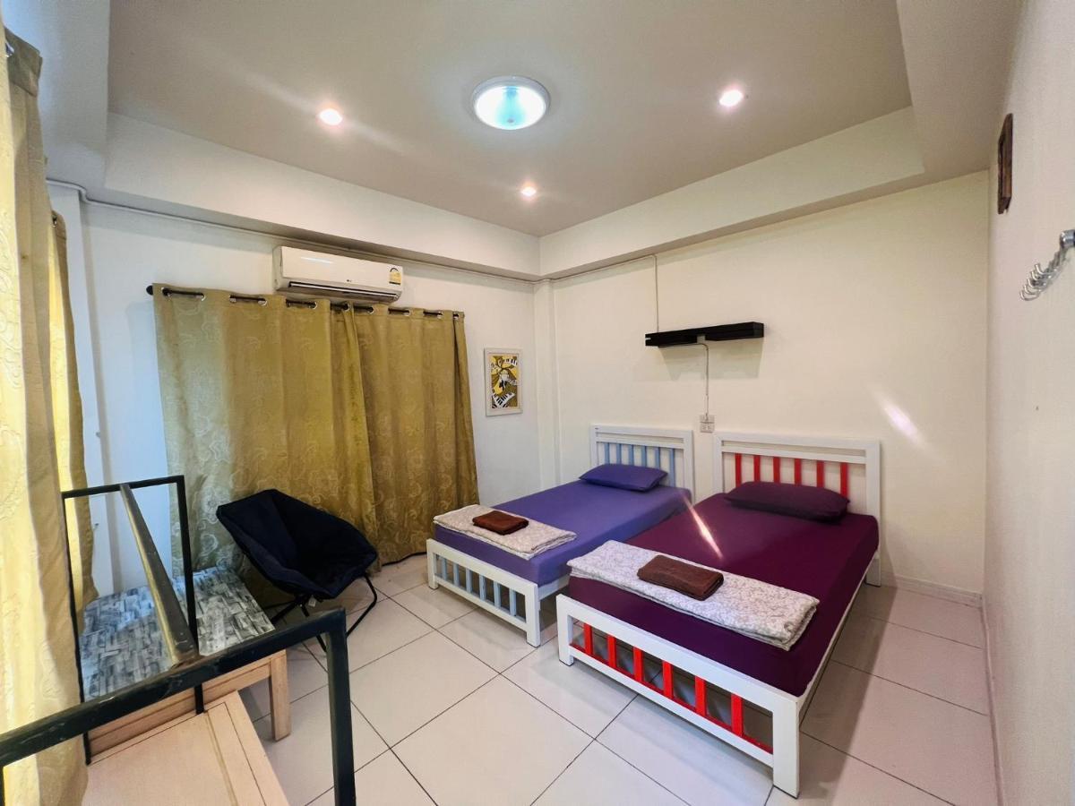 Aekkalukthai Hostel Rayong Dış mekan fotoğraf