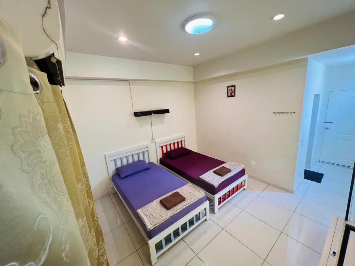 Aekkalukthai Hostel Rayong Dış mekan fotoğraf