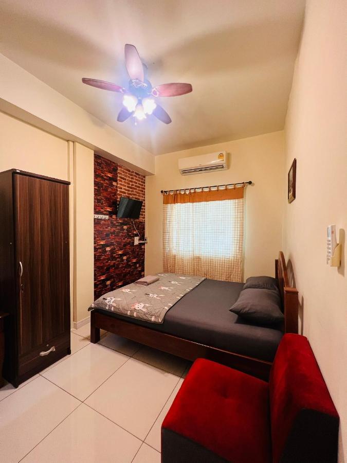 Aekkalukthai Hostel Rayong Dış mekan fotoğraf